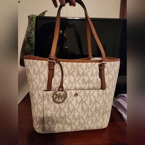 Michael kors bag